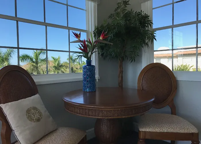 Crystal Bay Historic Hotel San Petersburgo