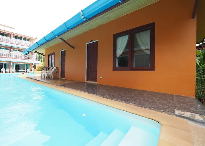 Lanta Fevrier Resort