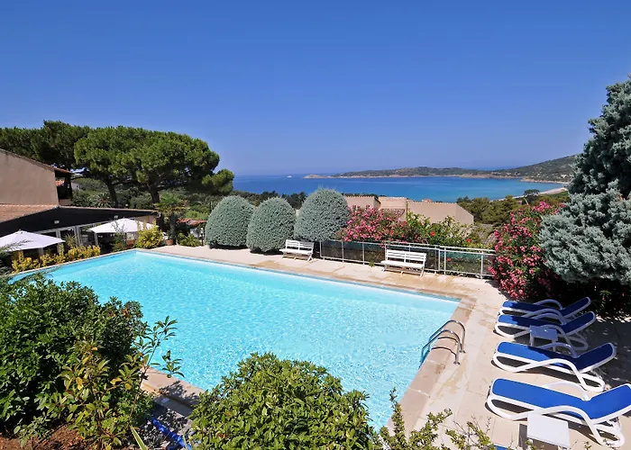 Domaine De Saint Pierre Hotel Cargèse