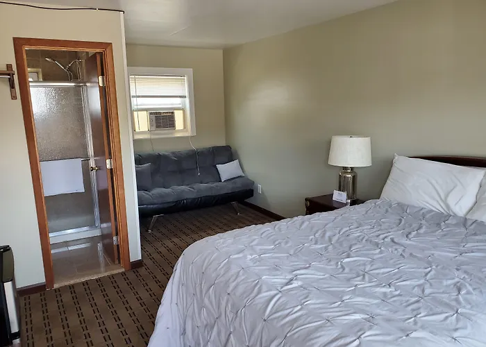 Golden Gate Lodging Plattsburgh