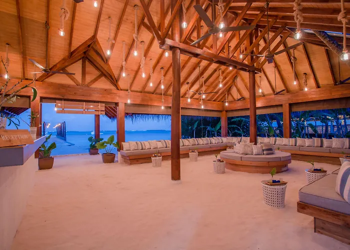 Malahini Kuda Bandos Special Offer Begin Your Island Escape With Ease Airport Pick Up And Return By Shared Speedboat At Just Usd 50 Per Person Stays Stay Untill End June Hulhumalé