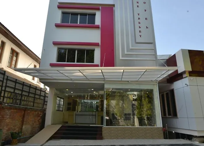 Serene Valley Hotel