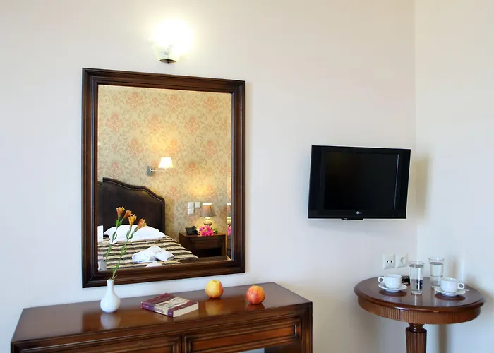 Hotel Tesoro Nikiana