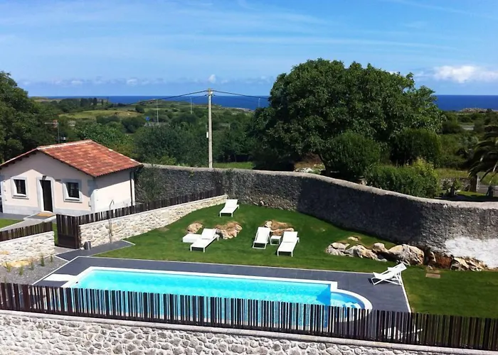 Hotel Villa Marrón
