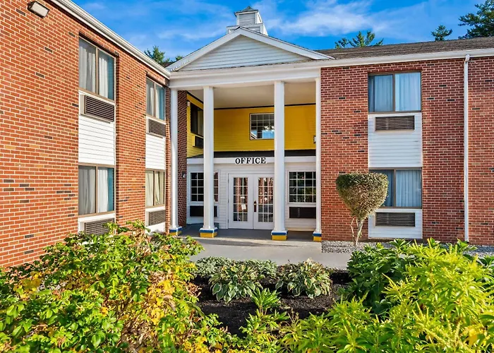 Days Inn By Wyndham Brunswick Bath Area