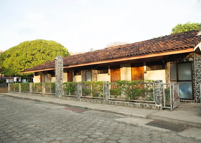 Nacazcol Hotel Y Villas Coco