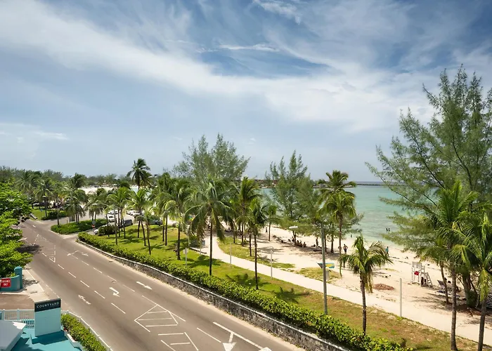 Courtyard By Marriott Nassau Downtown/Junkanoo Beach
