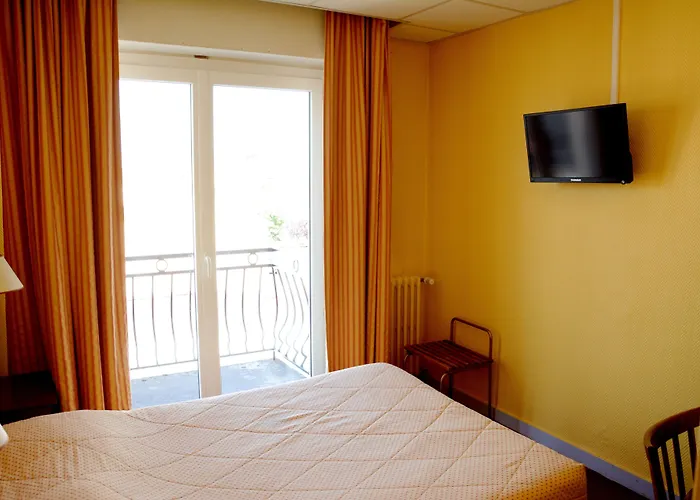 Logis Le Petit Trianon Hotel Saint-Brévin-les-Pins