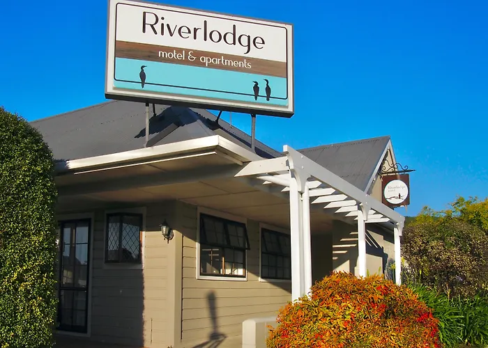 Riverlodge Motel