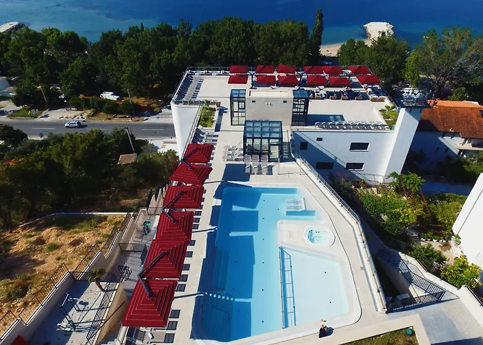 Hotel Plaza Duće