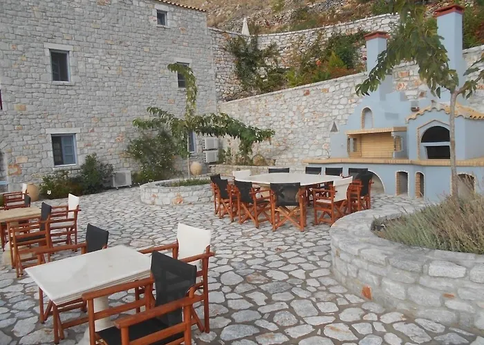 Εn Plo Luxury Suites