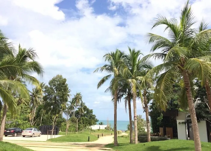 Seanery Beach Resort