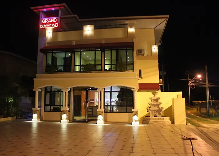 Grand Diamond Hotel Trinidad