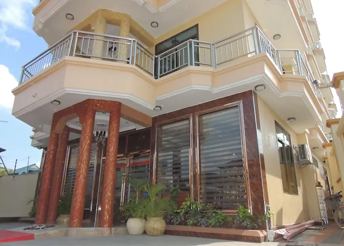 Silver Paradise Hotel