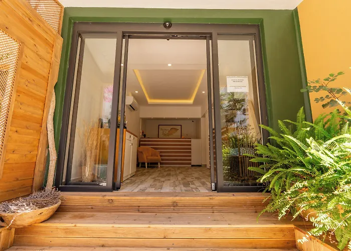 Payam Hotel