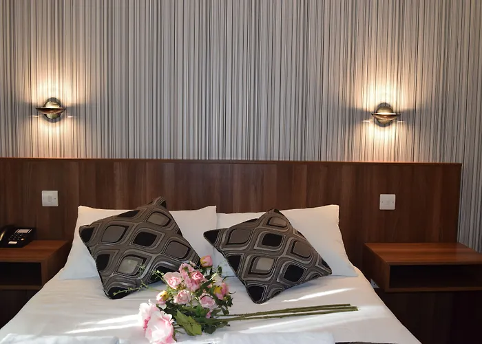 Star Anglia Hotel City Center By Oyo