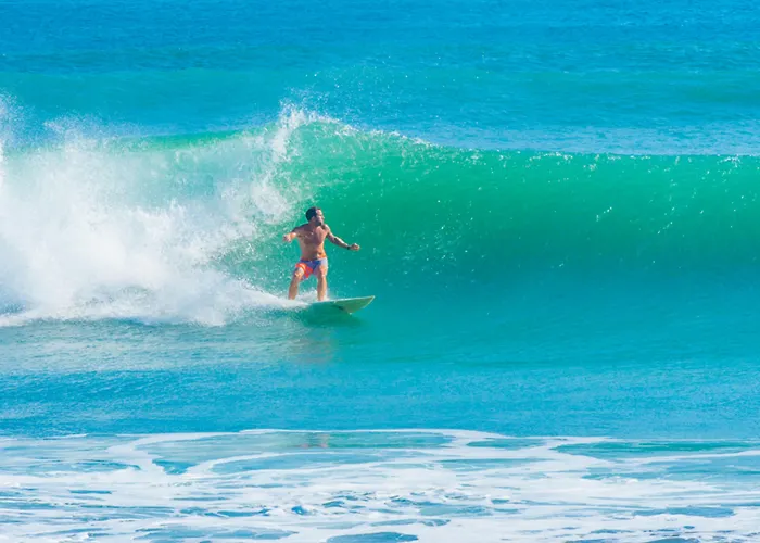 Sansara Surf Yoga & Resort Cambutal
