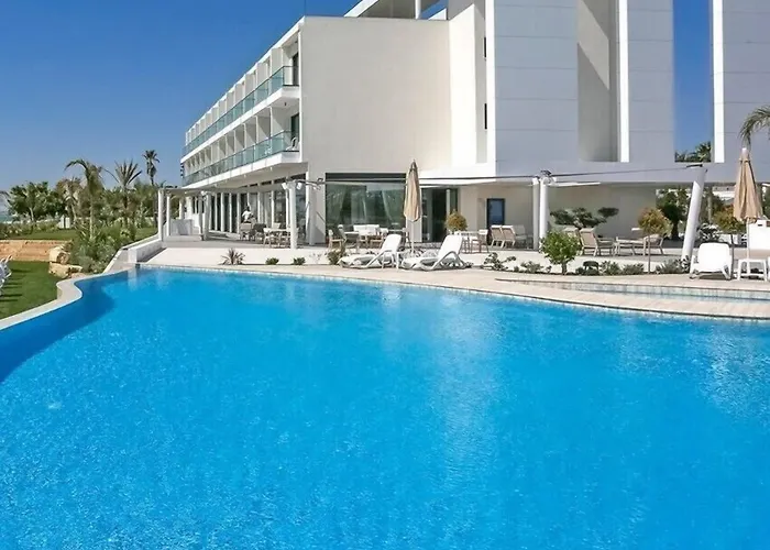 Lebay Beach Hotel Larnaka