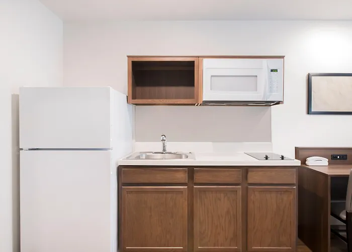 Woodspring Suites Savannah Pooler