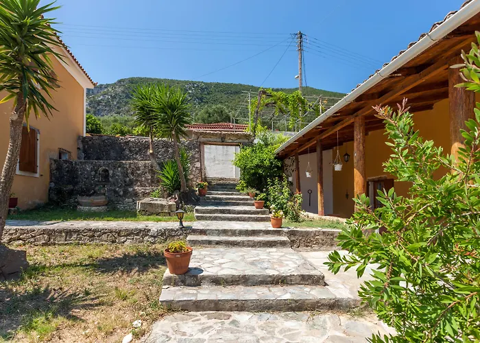 Archontiko Maisonettes Alykes 