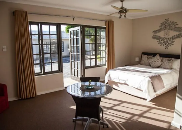 Palm Beach Guesthouse