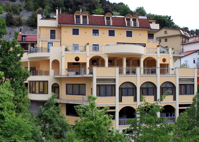 Hotel Sette E Mezzo