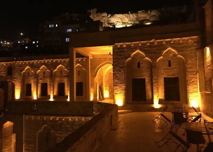 Kasr-I Abbas Hotel