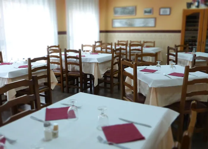 Hostal Restaurante La Masía