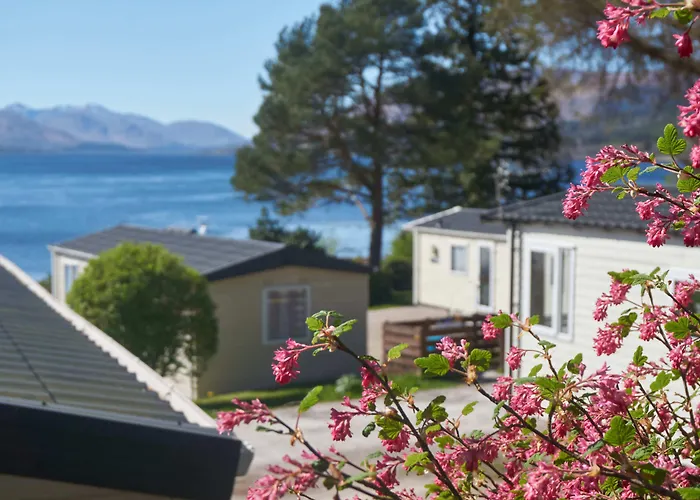 Linnhe Lochside Holidays Corpach