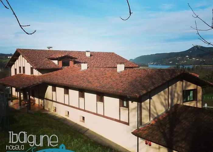 Hotel Ibaigune