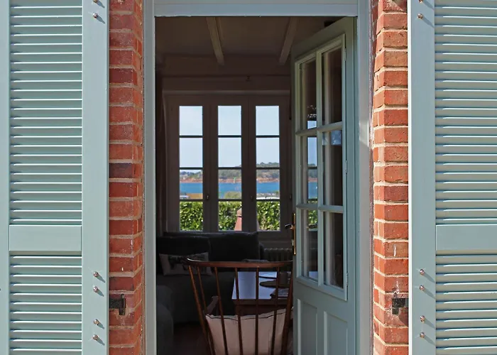 Chambres d'hôtes face à Bréhat, Maison des îles