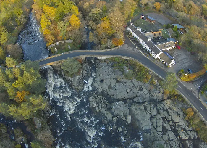 The Falls Of Dochart Inn