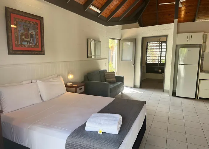 Island Leisure Resort Nelly Bay