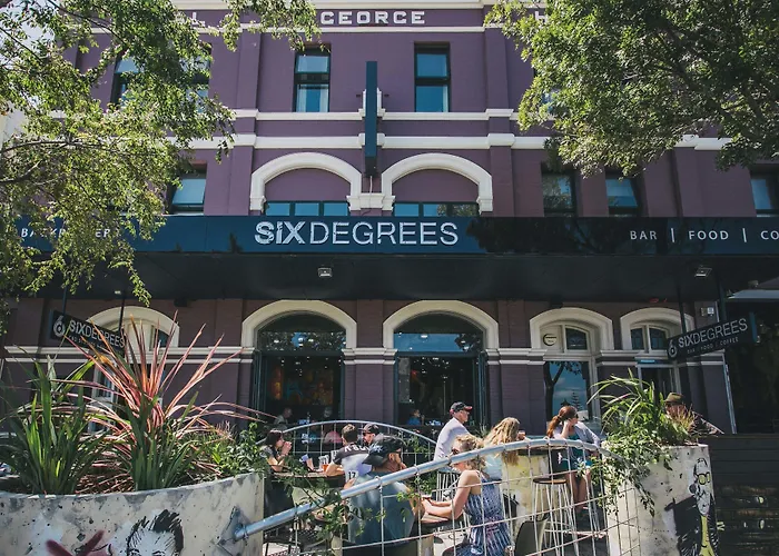 Six Degrees Motel