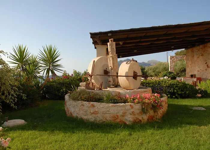 Kavousi Resort