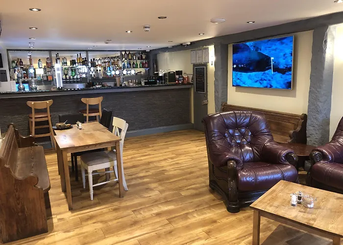 Rose And Crown Hotel & Hope And Anchor Bar