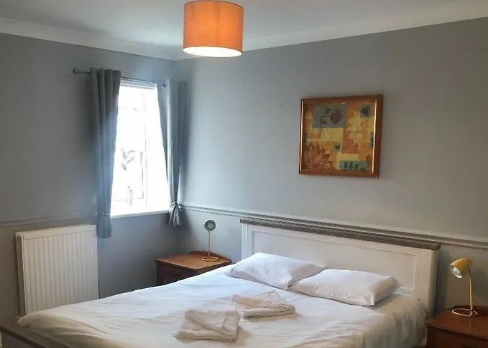 The Crown Hotel
