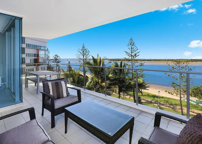 Silvershore Apartments On The Broadwater