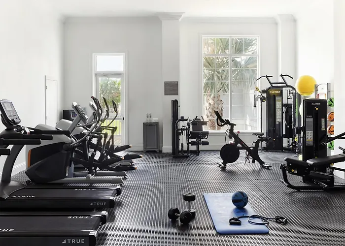 Isla Bella Beach Resort & Spa - Florida Keys Marathon