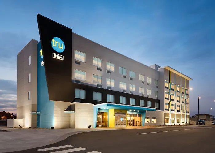 Tru By Hilton Milwaukee Brookfield