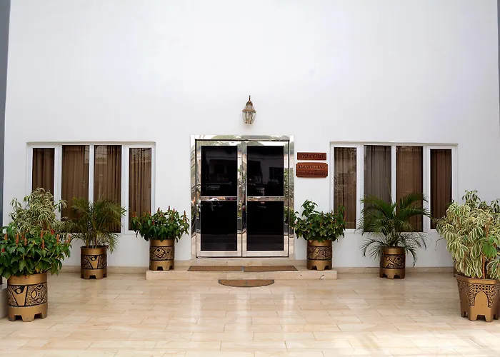 Mahogany Hotel And Suites