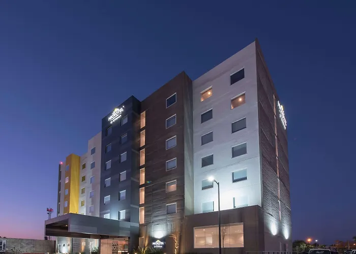 Microtel Inn & Suites By Wyndham Guadalajara Sur