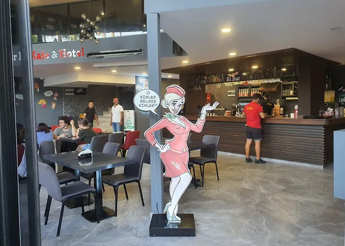Karikatuer Bi Hotel