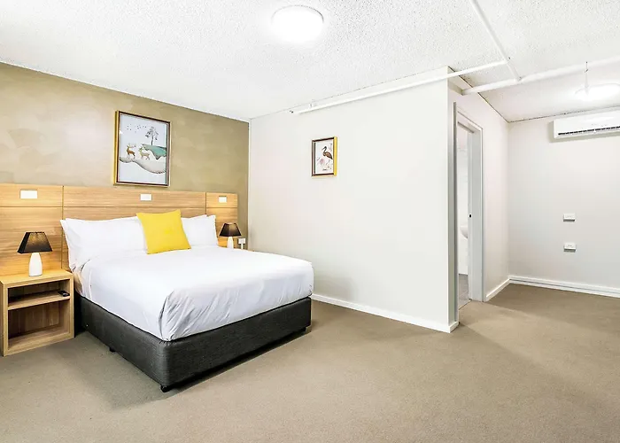 Quality Inn Sunshine Haberfield