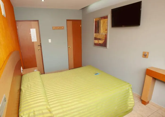 Hotel Lira - Sólo Adultos