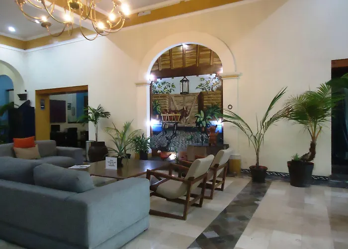 Hotel Concierge Plaza Colima