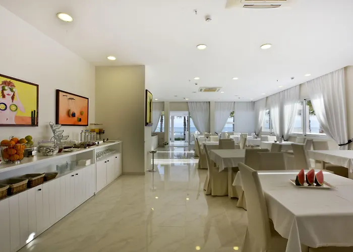 Sidari Beach Hotel