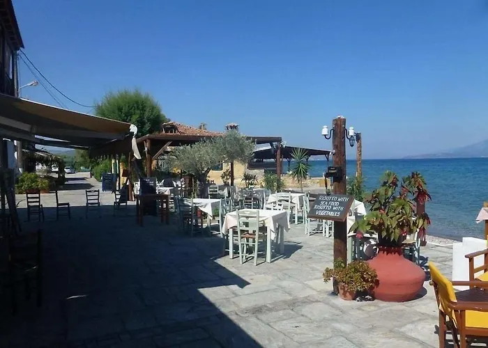 Paris Beach Hotel Ireo 