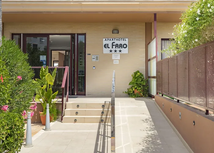Aparthotel El Faro Cullera
