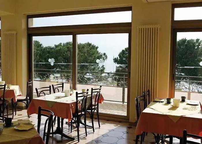 Hotel Geranio Au Lac